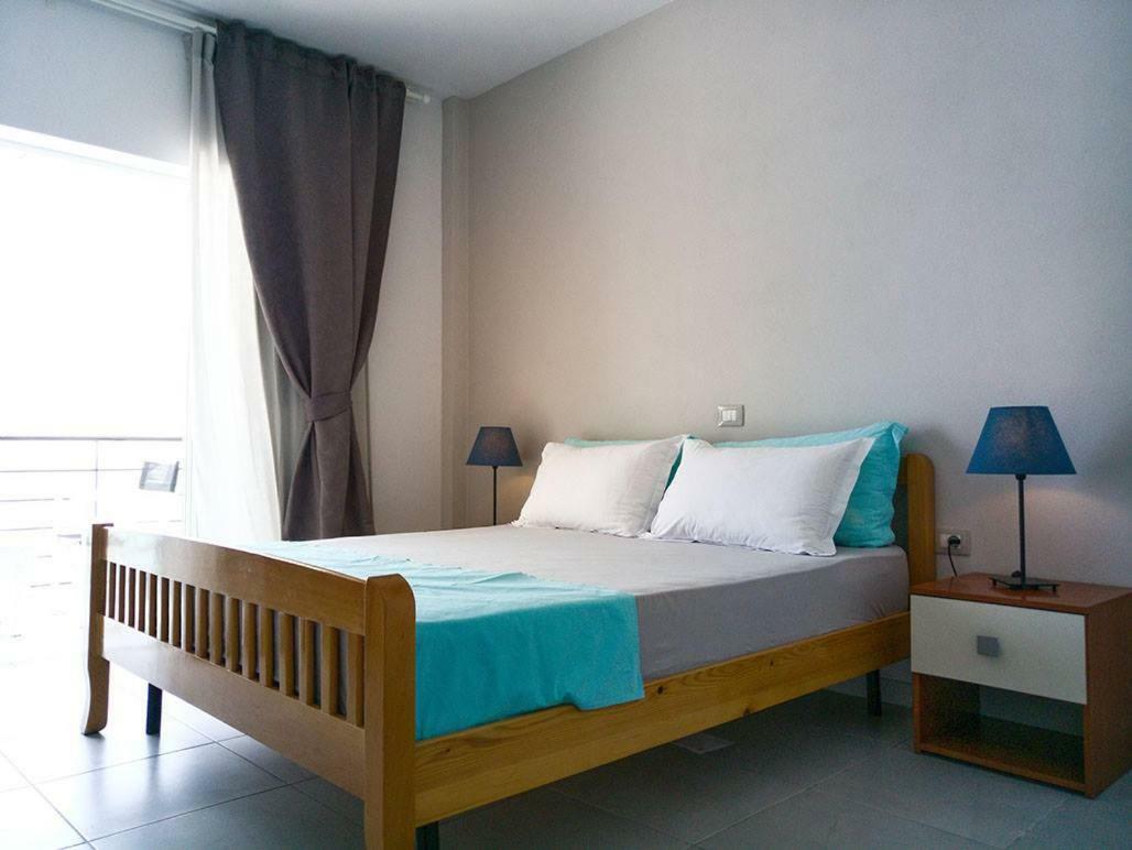 Sunset Boulevard Hotel Qeparo Zewnętrze zdjęcie